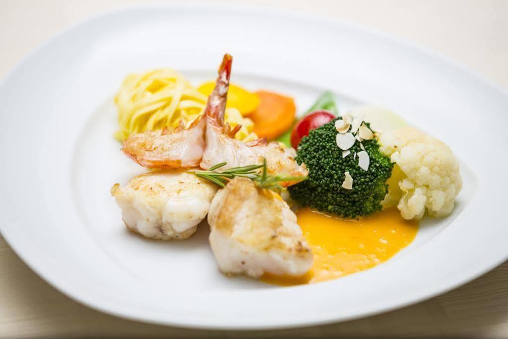 Restaurant & Hotel Engelkeller เมมมิงเงน ภายนอก รูปภาพ